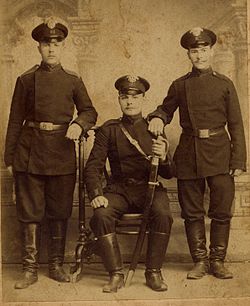 Grenader_16_Mingrelsky_Usachev_A_S_1903.jpg