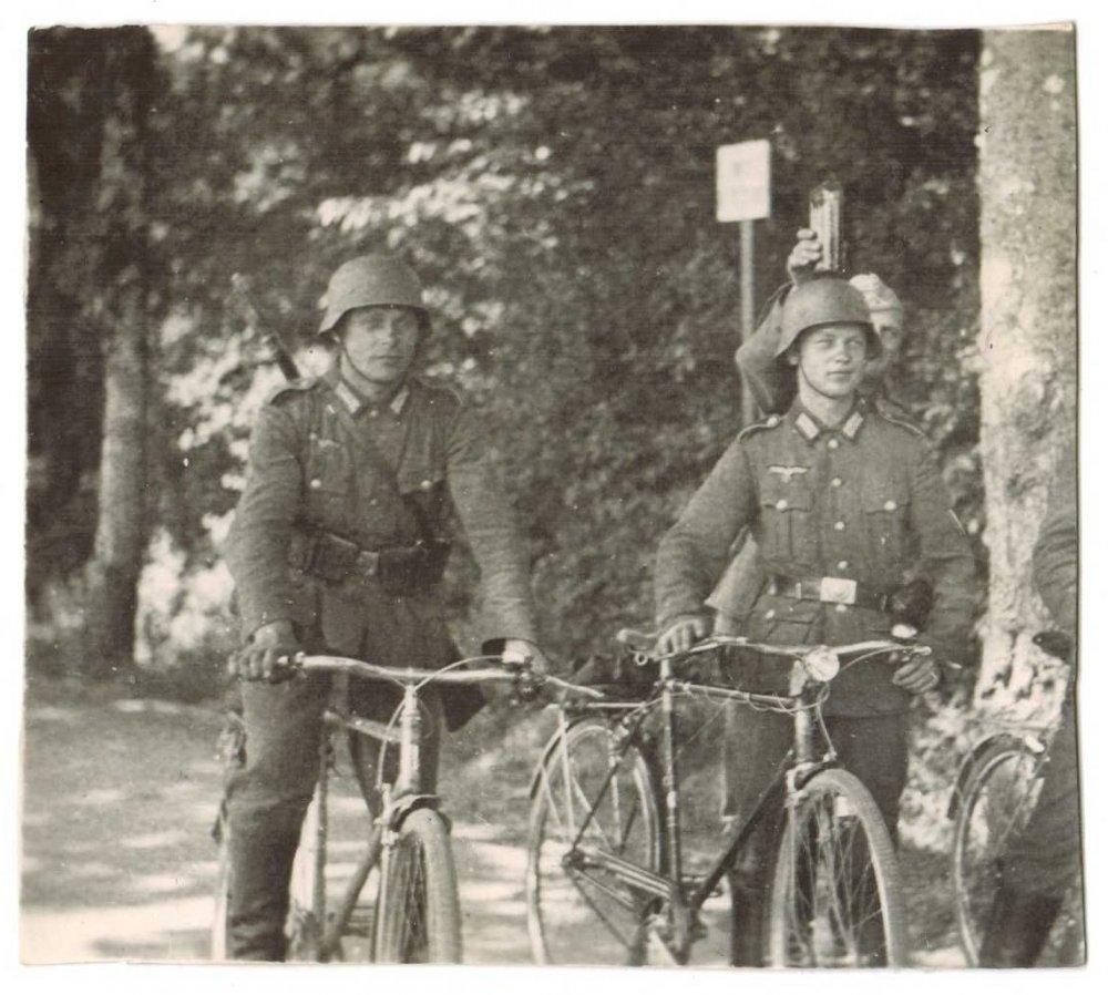 Hagetmau Demarkationslinie Gren. Reg. 23 Feldwache 1941.JPG