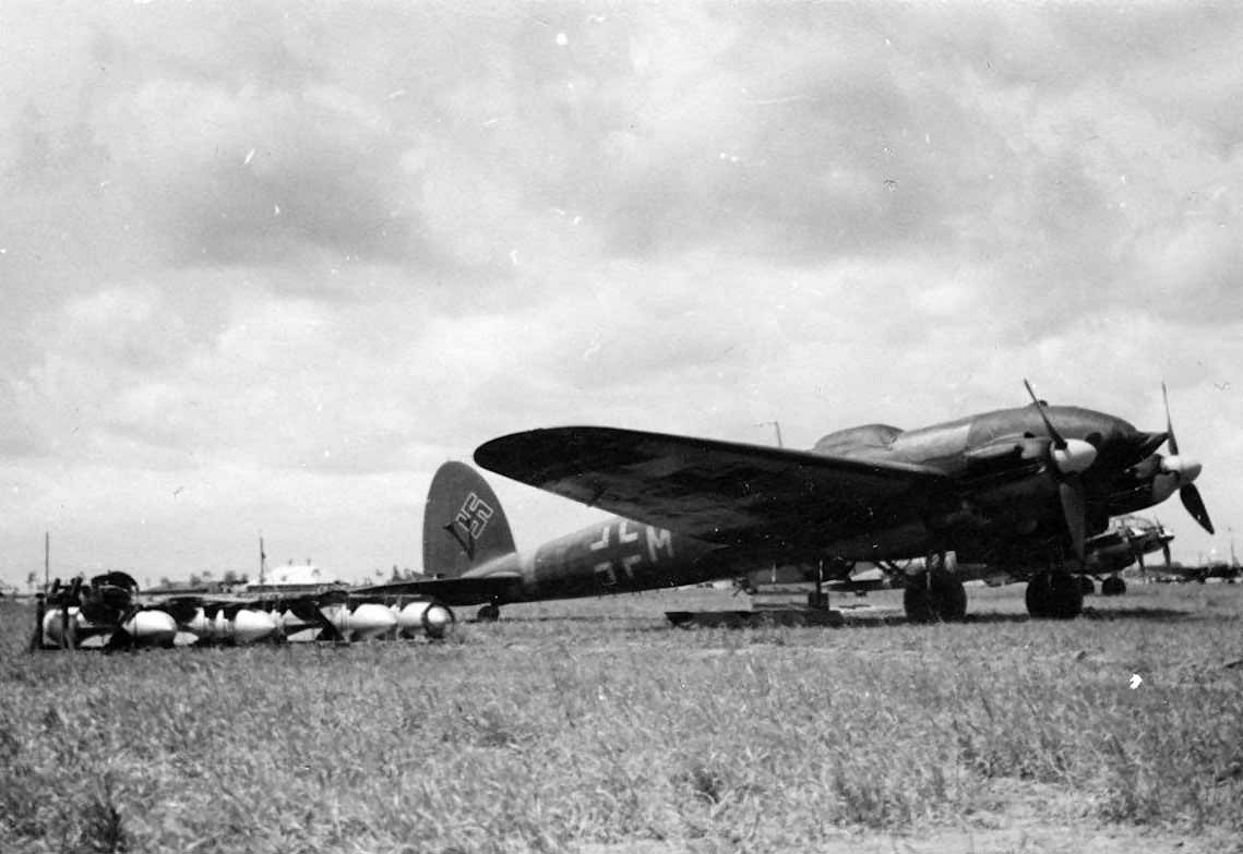 Heinkel_He_111_eastern_front=.jpg
