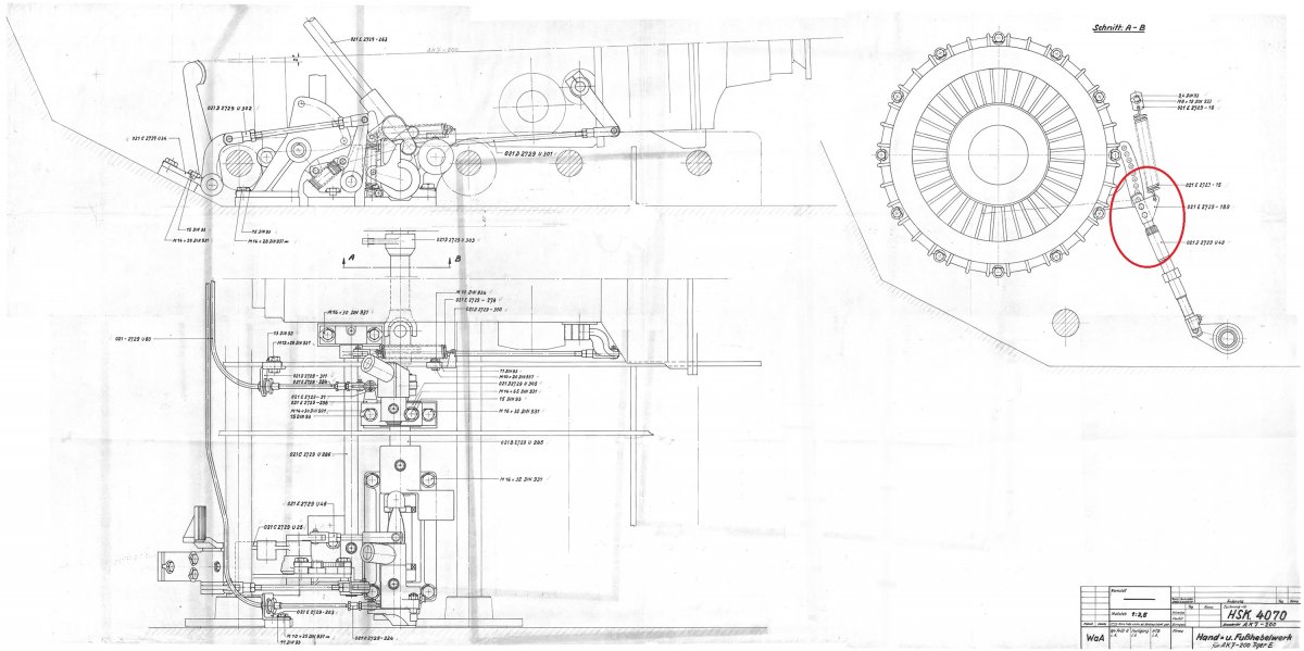 HSK_4070_Hand._u._Fusshebelwerk_fur_AK7-200_Tiger_E_(Panther_getriebe)(VK45.01_AK7-200).jpg
