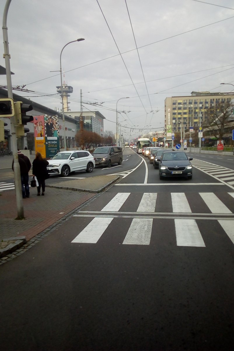 IMG-2f68c1692e0dde015e419073c7ae4c6f-V.jpg