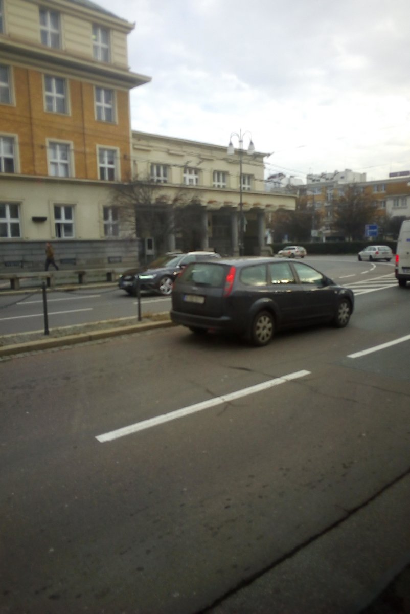 IMG-3d415792b211fff63c44639fca04ffbf-V.jpg