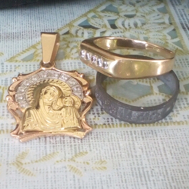 IMG-9ae7734acaa0c332583c13338e059594-V_crop_374x374.jpg