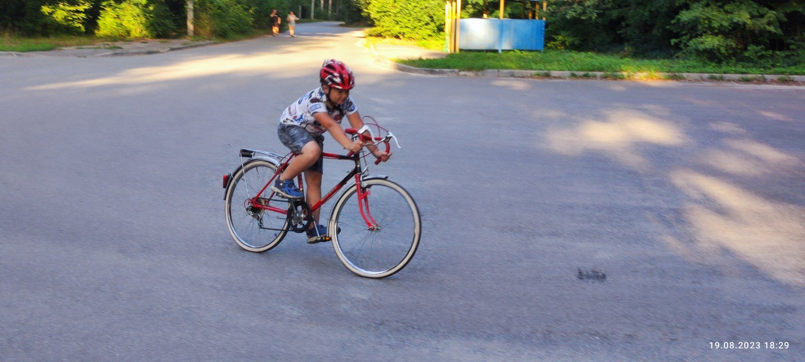 IMG-a73325f8aa06522c0bf4888c25a93575-V.jpg