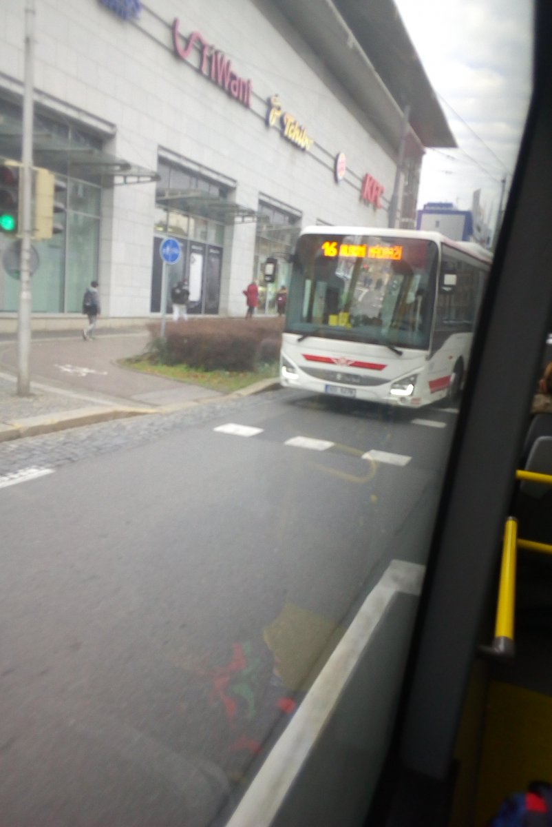 IMG-facca73b522326bc70a4788ba98a0608-V.jpg