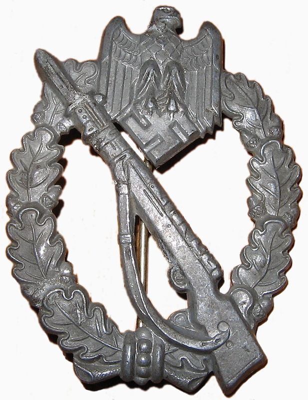 Infantry_Assault_Badge_of_Nazi_Germany.jpg