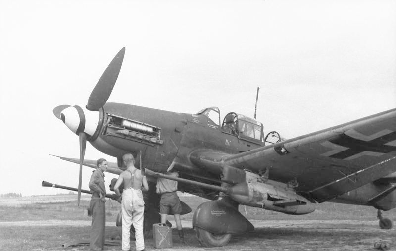Junkers_Ju_87_G-2_.jpg