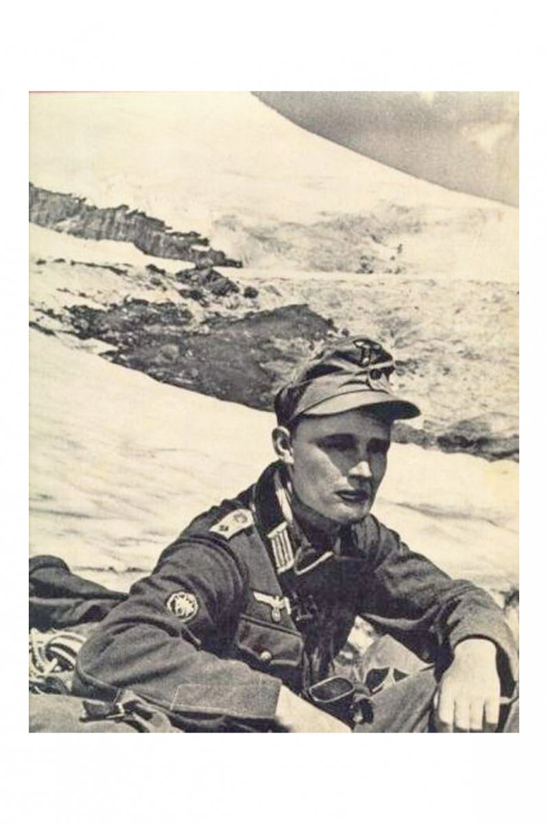 Капитан Грот командир отряда на Эльбрус 99 горно-стрелкоый полк Эдельвейс.jpg