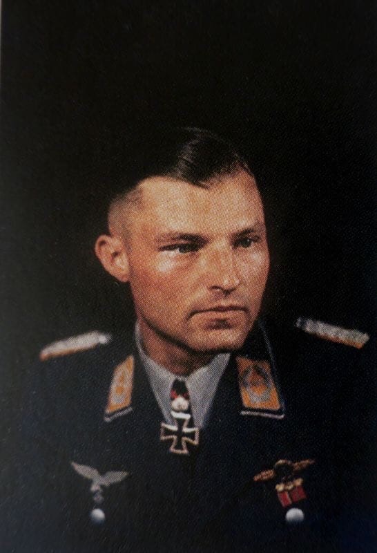 KdoBbuePvWc.jpg