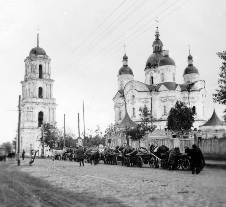 Козелец Собор 1942 г. (Kozelec a Mária születése templom és a harangtorony).jpg