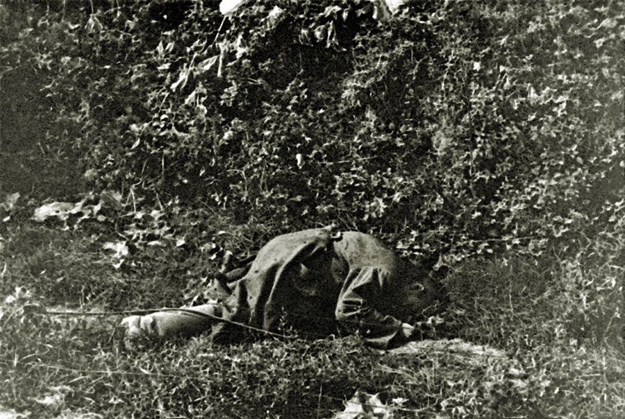 Krieges bei Kiew, Bunkerlinie.jpg