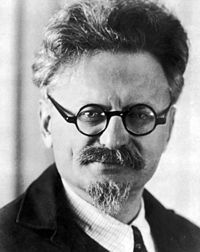 Leon_Trotsky,_1930s.jpg