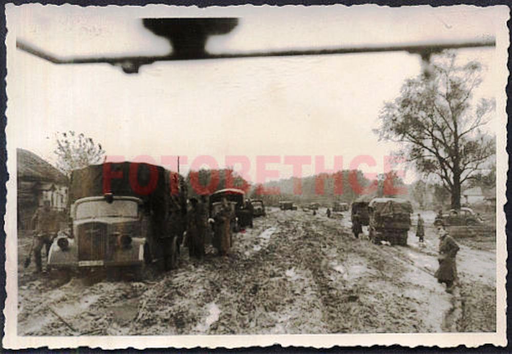 LKW Wehrmacht OPEL Blitz Rollbahn zur HKL Winniza Berditschew.jpg