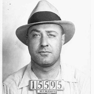 machine-gun-kelly-507610-1-402.jpg