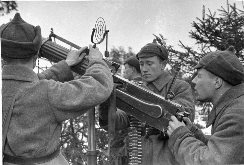 Максим.jpg
