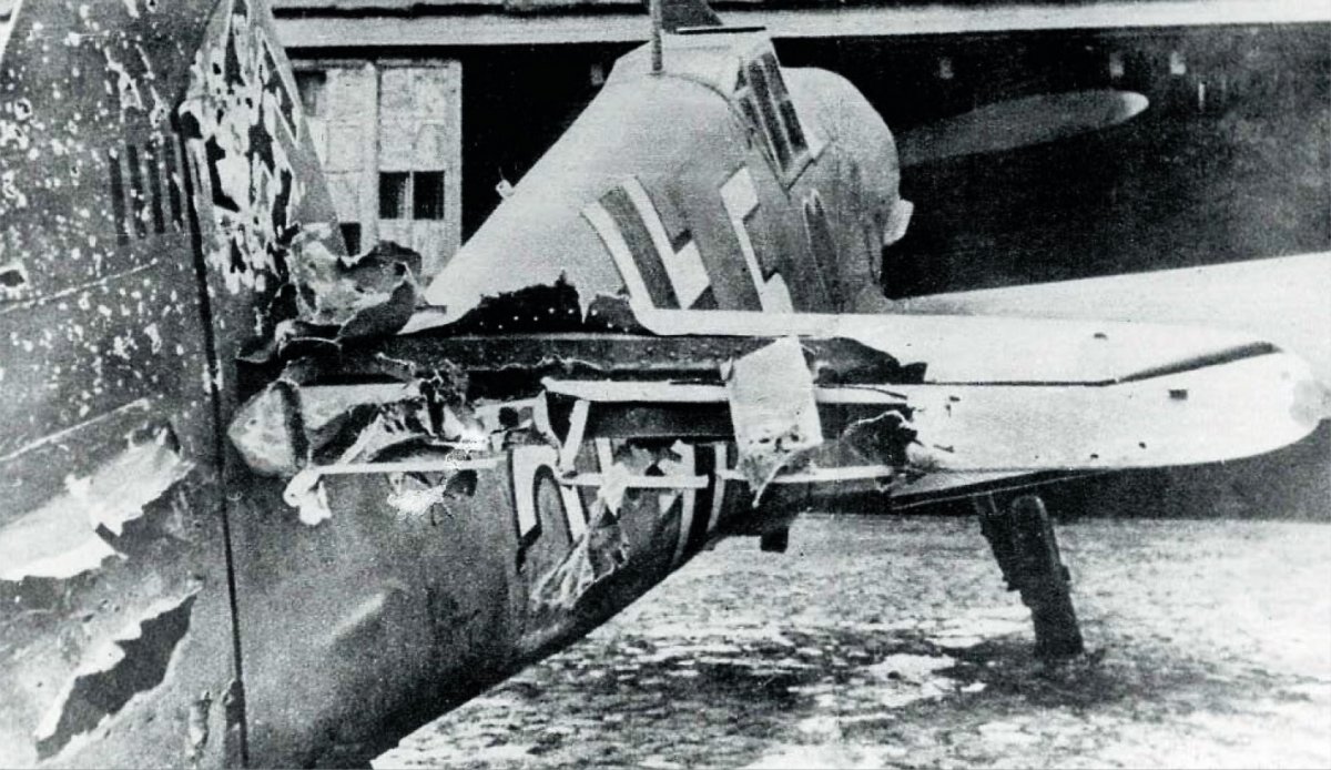 Messerschmitt-Bf-109F4-7.JG54-(W5+_)-Gerhard-Raimann-WNr-13171-Russia-1942-03.jpg