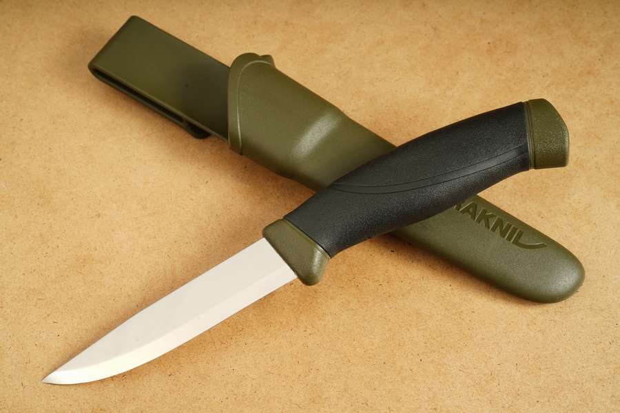 mo11827-morakniv-companion-mg-in-oliv-rostfrei-mora-messer-01-big.jpg