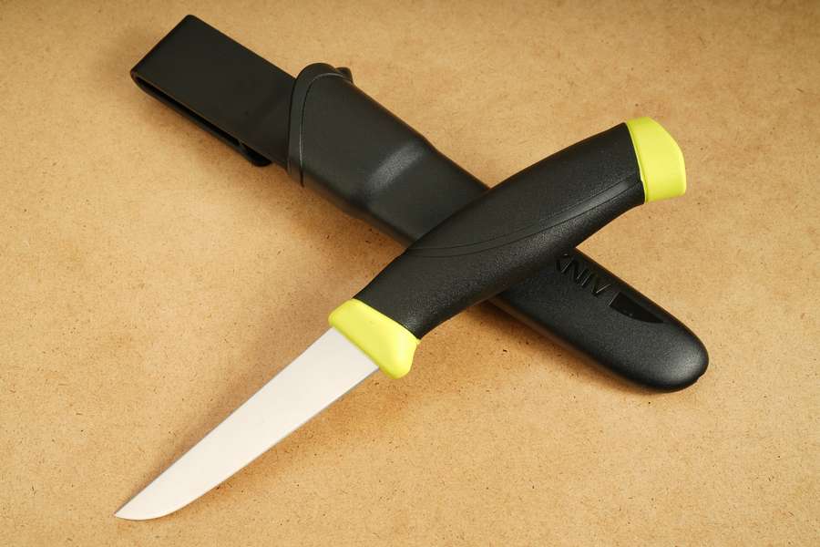 mo12207-morakniv-fishing-comfort-fillet-090-01-big.jpg