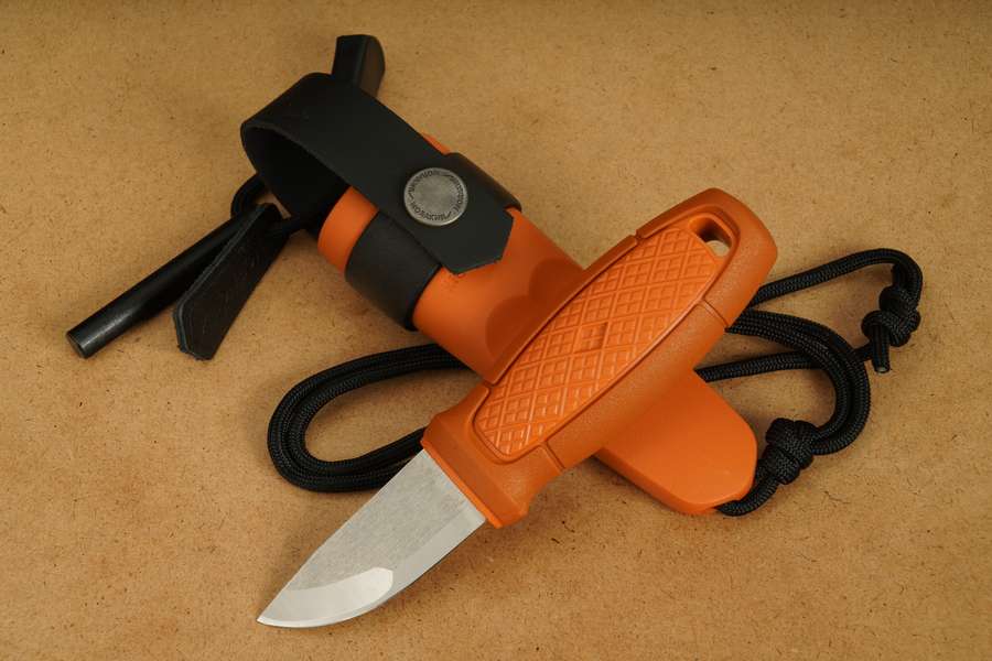 mo13502-morakniv-eldris-burnt-orange-neck-knife-kit-edelstahl-01-big.jpg