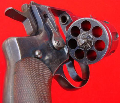 Nagant_M1910-1.jpg
