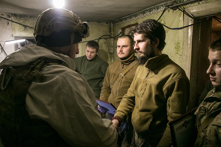 Нагородження-бійців-Азову-за-відбиття-ворожої-атаки.jpg