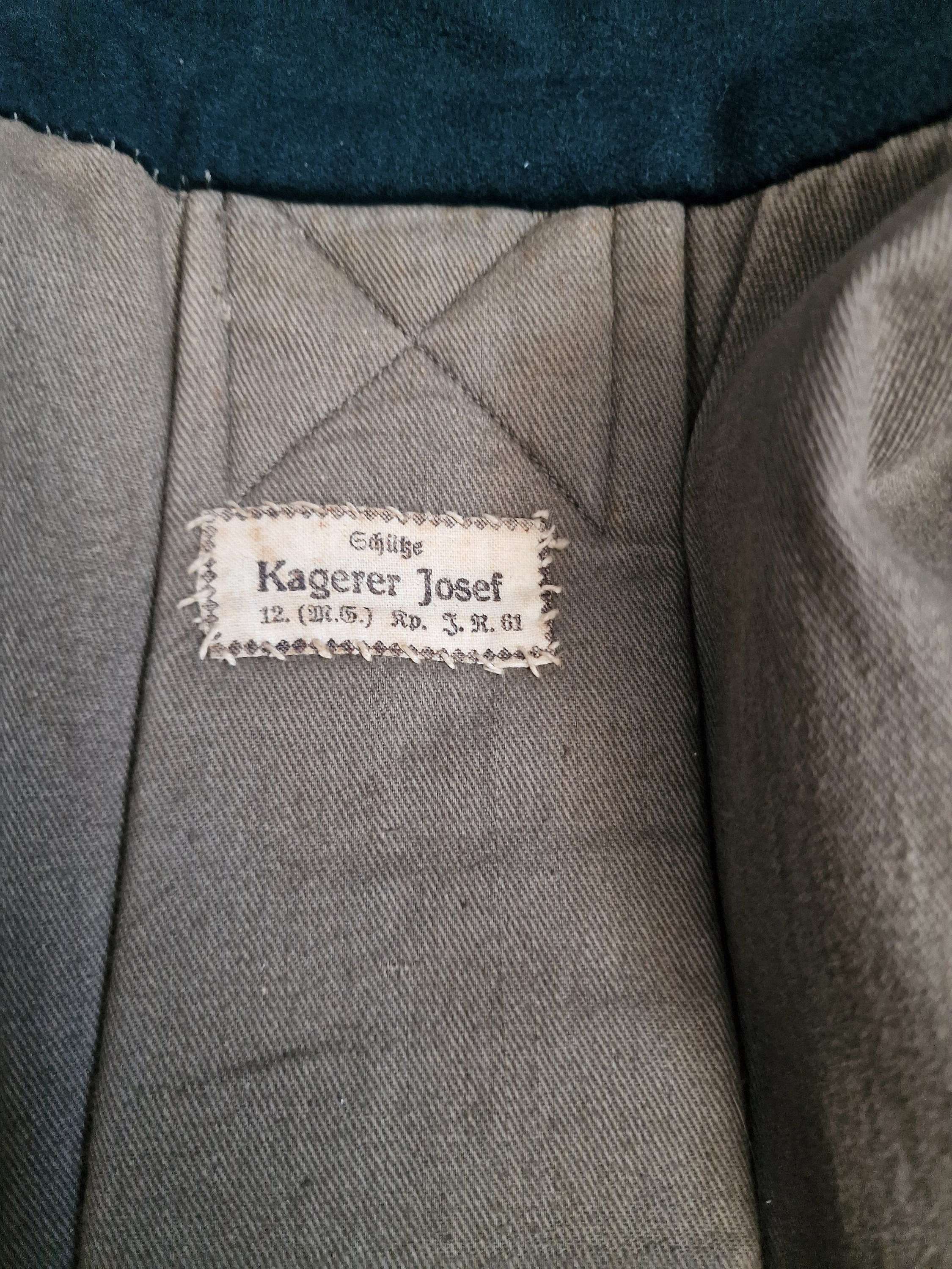 named-gebirgsjager-greatcoat-with-picture-of-it-in-wear-_10426_pic10_size4.jpg