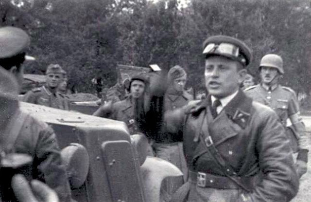 Німеччина називала їх «парадами переможців». СРСР називав – «парадами дружби»..jpg