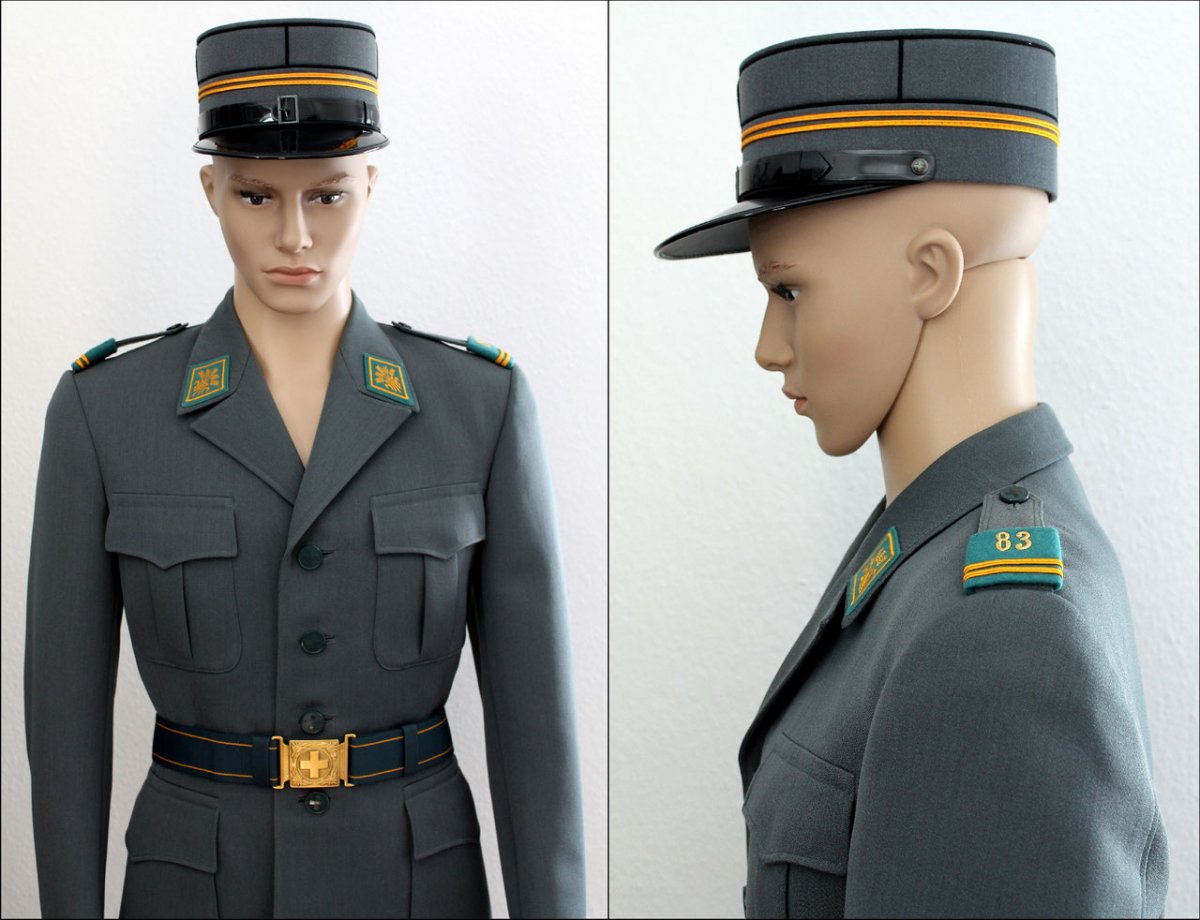 Oberleutnant.jpg