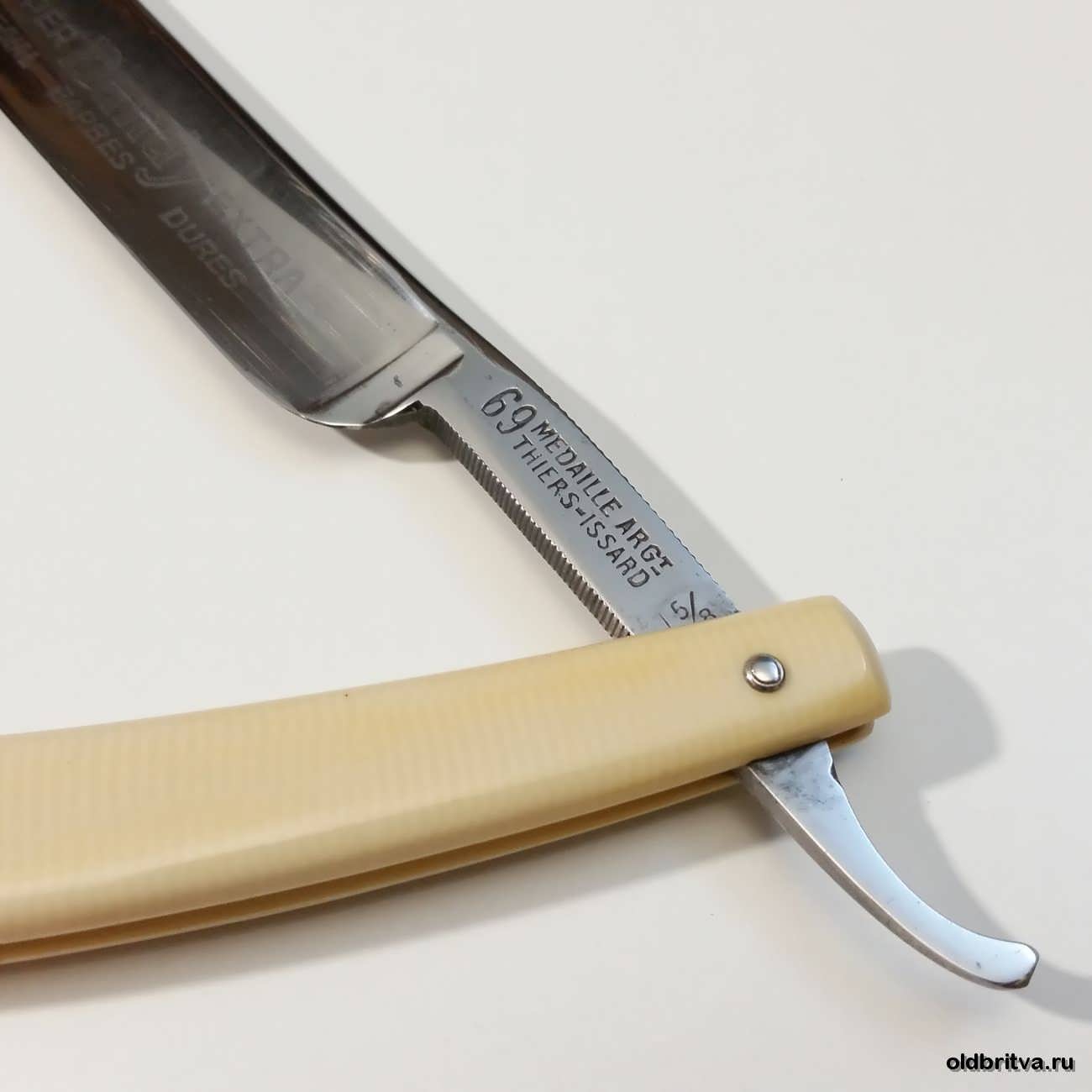 Opasnaya-britva-Thiers-Issard-Dandy-straight-razor-10.jpg
