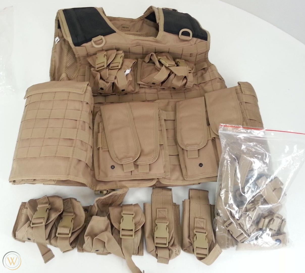 osprey-coyote-tan-plate-carrier_1_fef6e6a4ca655e3cf32d14eafef16957.jpg
