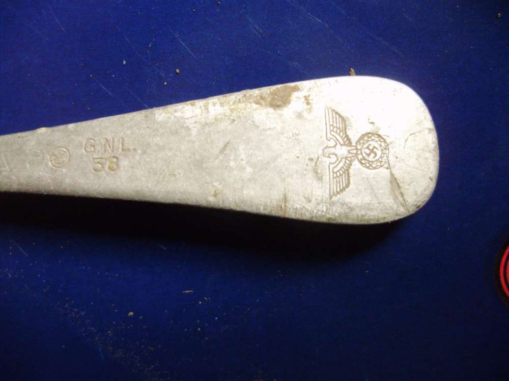 P3250032_01_thumb.jpg