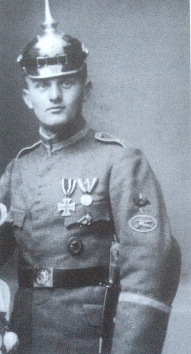 PB190016.jpg