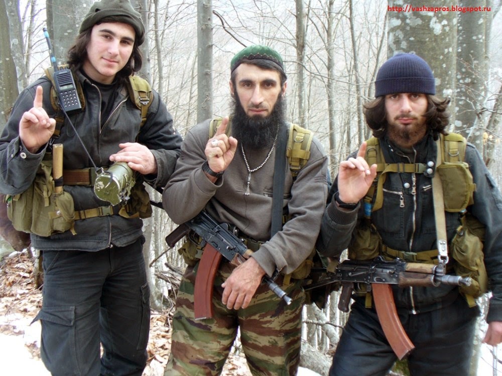 Pochemu-kavkazcy-podnimajut-palec-vverh.jpg
