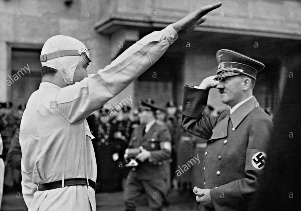 rudolf-caracciola-and-adolf-hitler-1939-C46A14.jpg