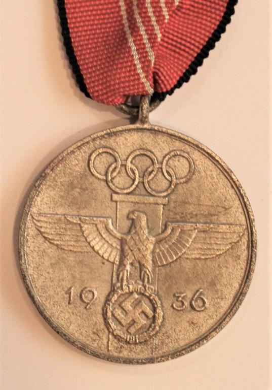 serebrjanaja_medal_za_uchastie_v_rabotakh_olimpiady_1936_g_raritet.jpg