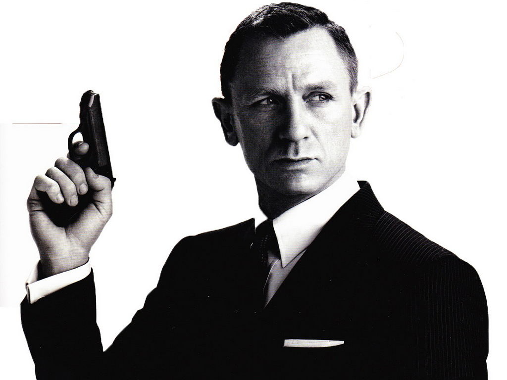 spectre-new-trailer-reveals-a-big-james-bond-blofeld-plot-twist-james-bond-24-is-a-r-334871_0.jpg