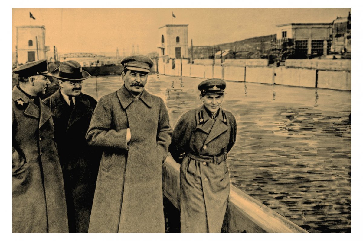 Сталин и Ежов Сепия.jpg