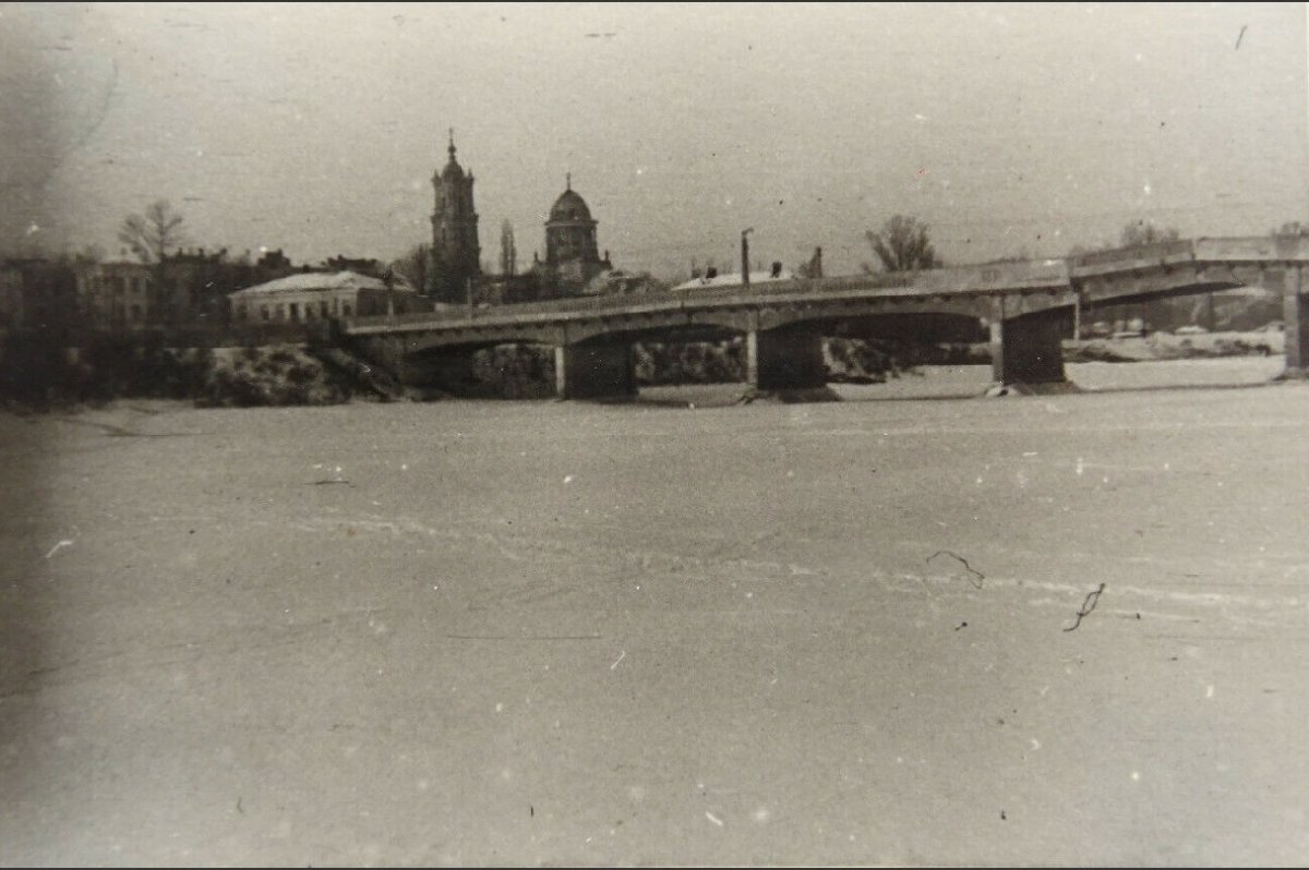 Сумы Мост (Brücke in Sumy) 1941-1943 г..jpg