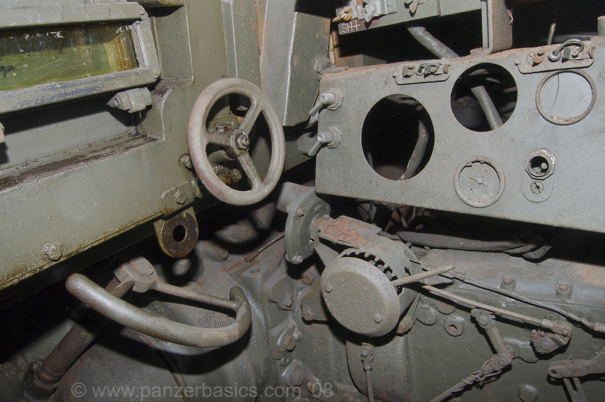 t1_int_driver_0760.jpg