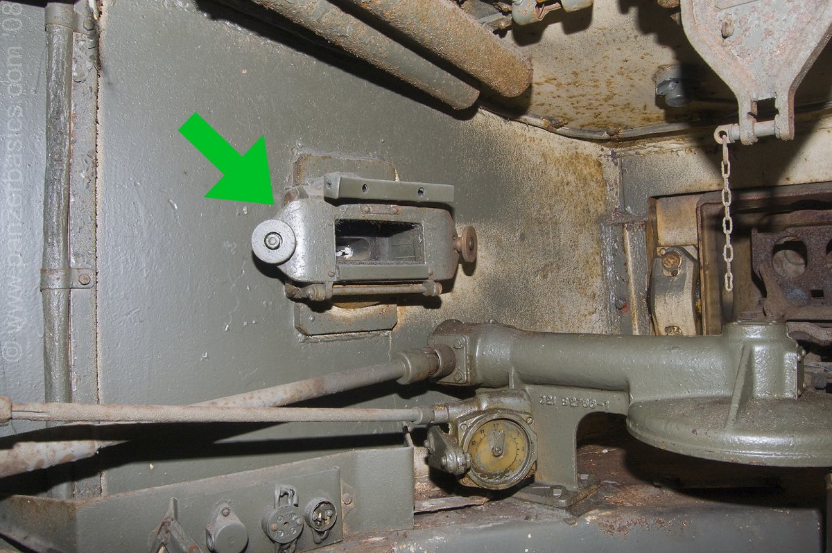 t1_int_gunner_0608.jpg