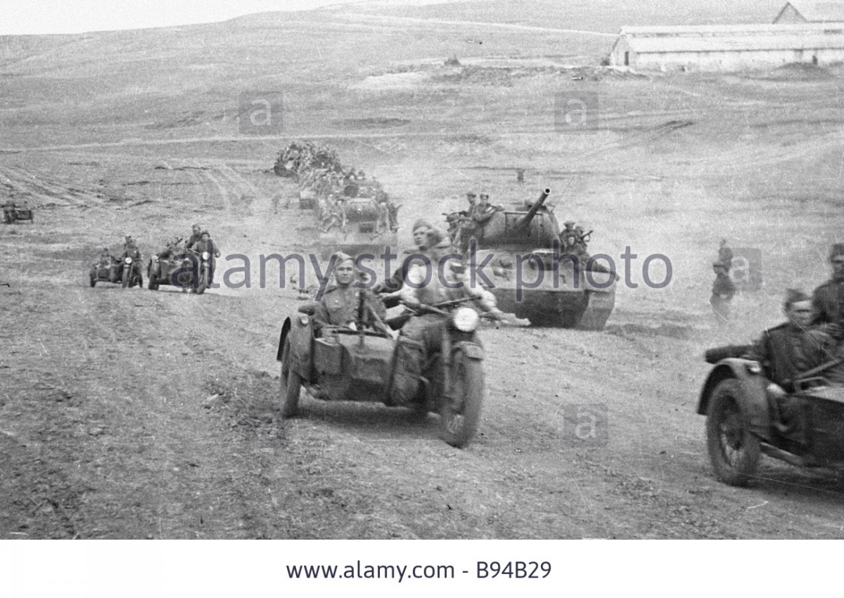 troops-of-the-3rd-ukrainian-front-heading-on-motorcycles-towards-odessa-B94B29.jpg