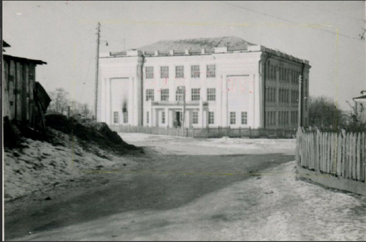 Тульчин Школа январь 1944 г..jpg