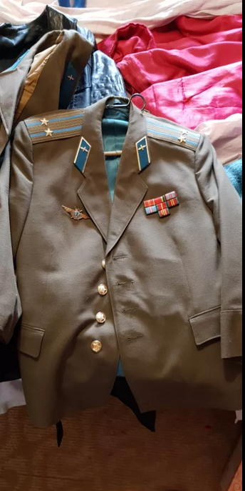 uniform1.png