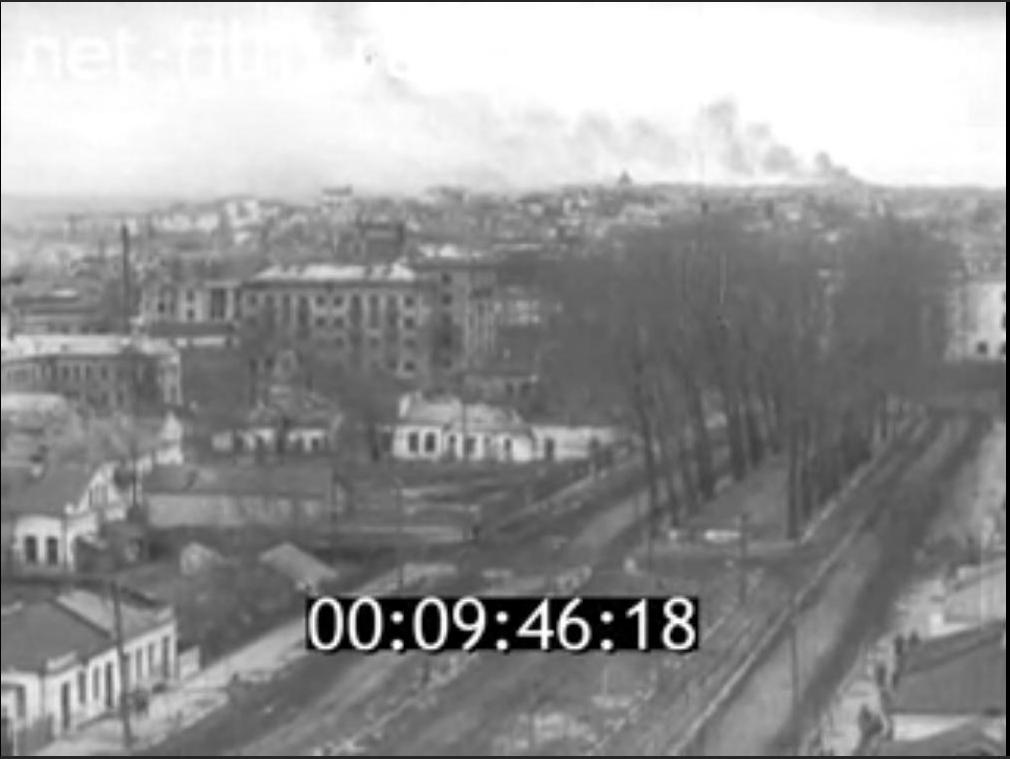 Винница Проспект Коцюбинского Кадр из кинохроники Освобождение Винницы 1944 г..JPG