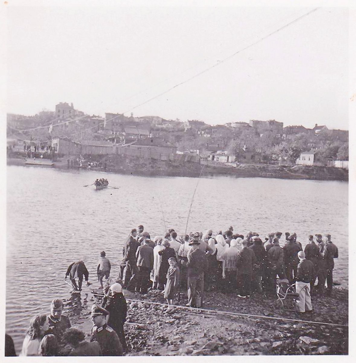 Винница Вид на Центр с левого берега 1941-1942 г..jpg