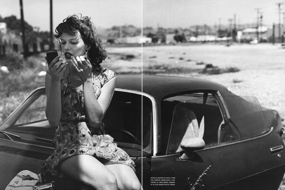 vogue_it_sep_2000_milla_jovovich_ph_peter_lindbeS.jpg