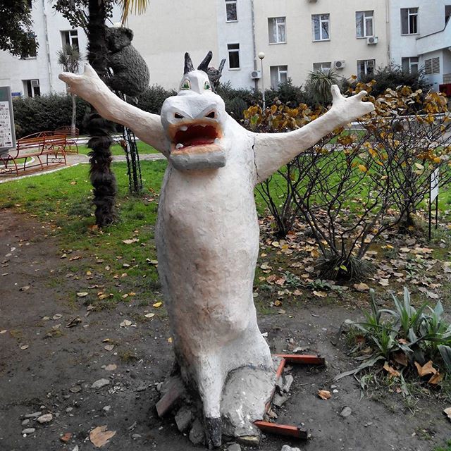 Выходите вы утром из подъезда, а там….jpg