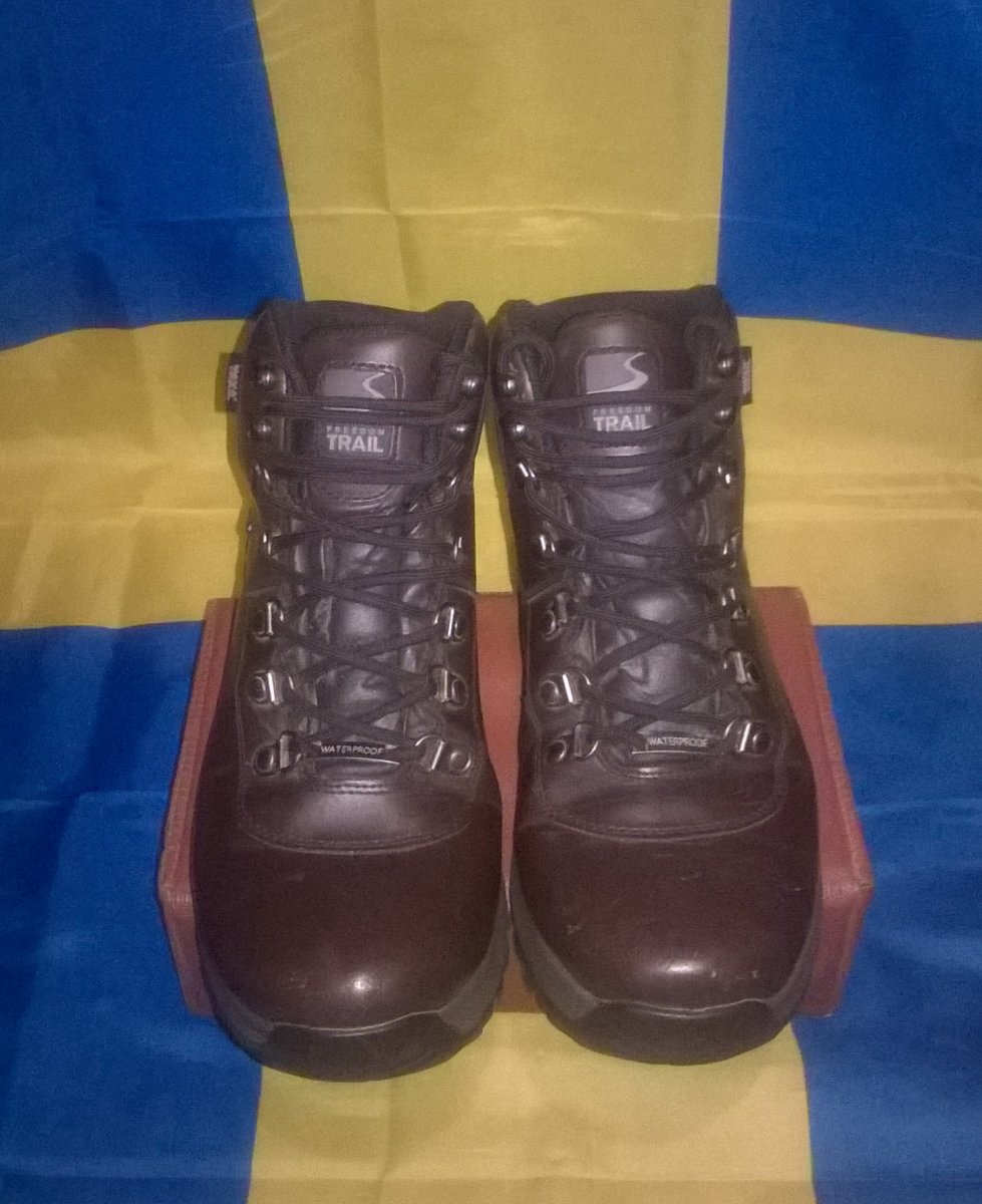 Freedom Trail Derwent III Waterproof Junior Walking Boots REIBERT.info