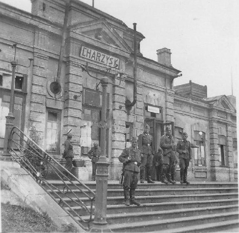Харцызск Вокзал 1941-1943 г..jpg