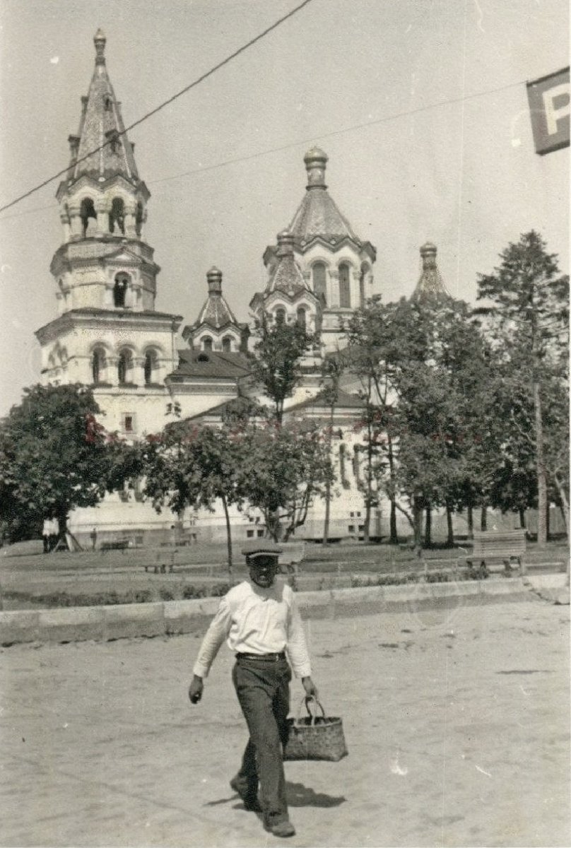 Житомир (schicke Kirche in Schytomyr Ukraine) 1941 г..jpg